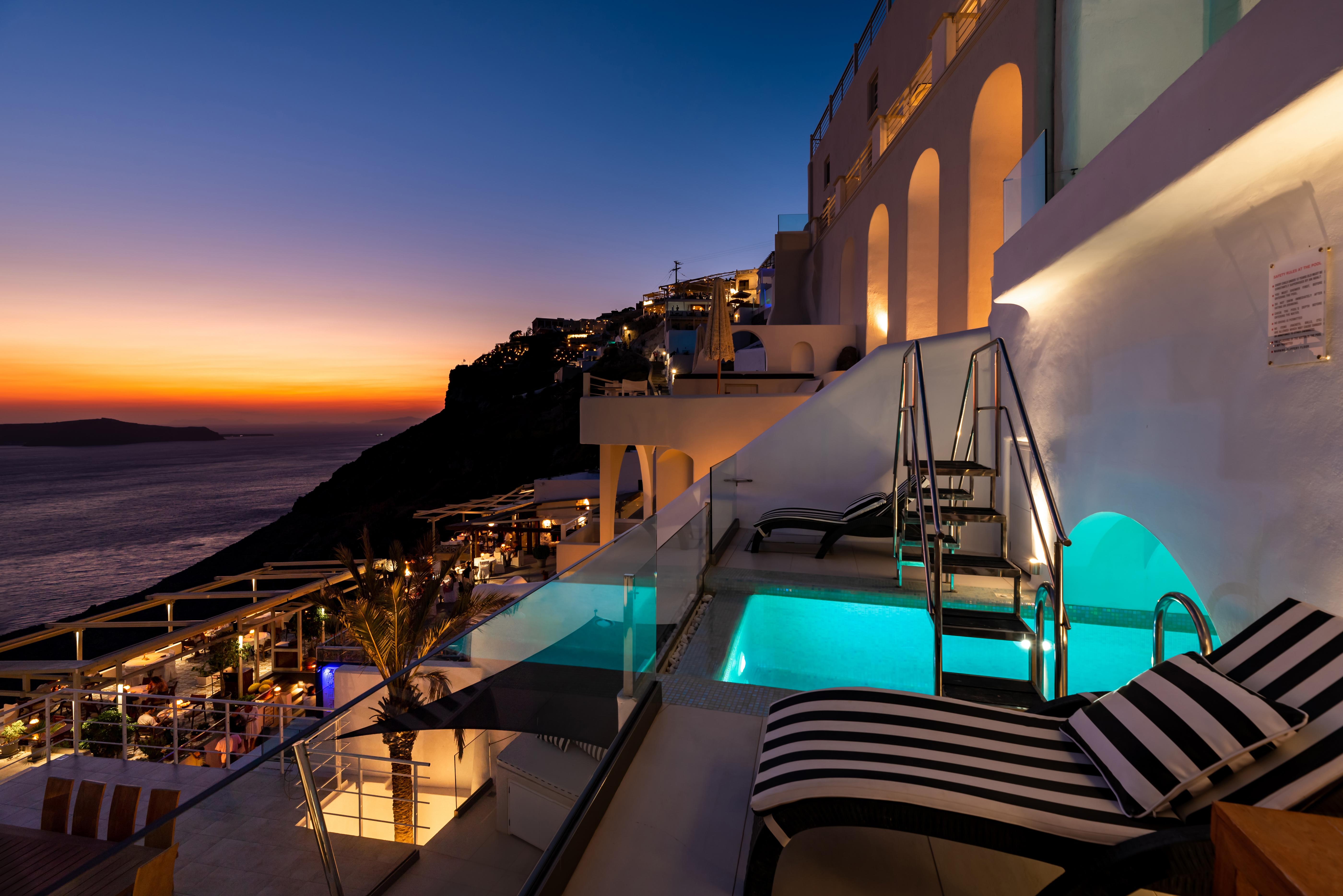 Daydream Luxury Suites Fira  Exteriör bild